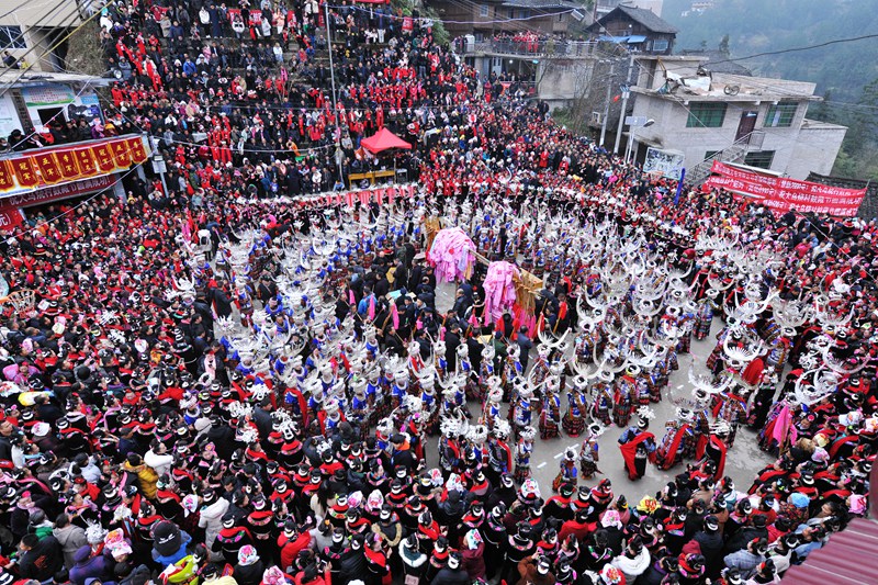 节日的海洋—乌烧苗年芦笙会盛景（李玉贵  摄）局