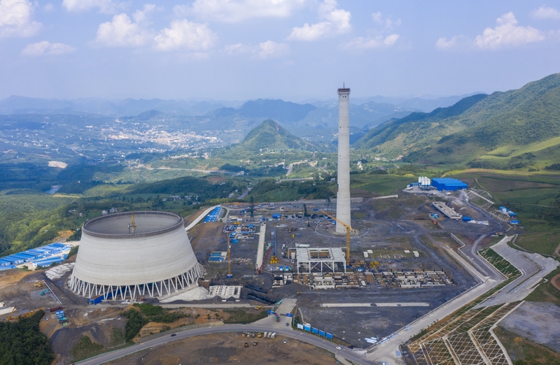 6月26日，建设中的威赫电厂。