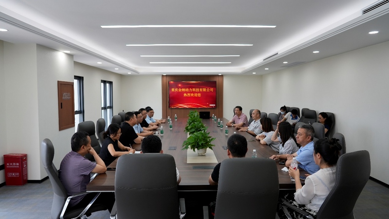 6月13日至14日，毕节市人力资源社会保障局、市教育局及市内高校赴重庆市荣昌区开展劳务对接、入企探岗活动现场。