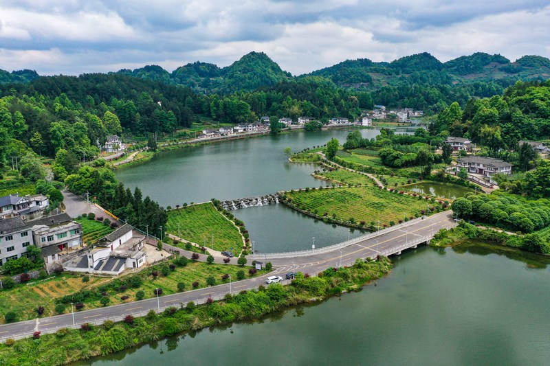 2021年实施的湄潭县大溪沟生态清洁型小流域治理成效。潘希来摄