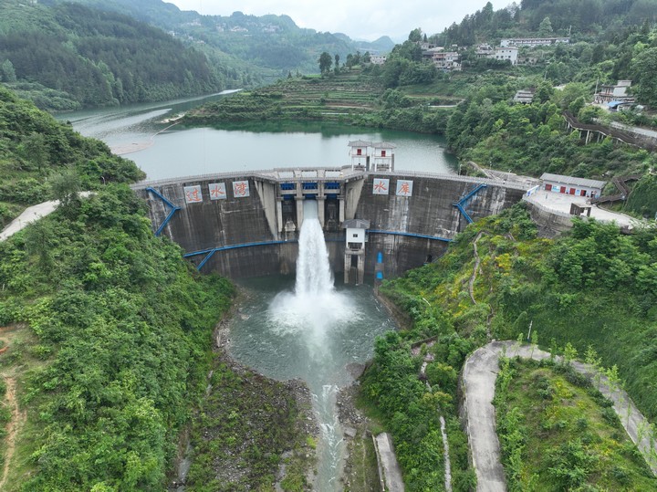 过水湾水库。