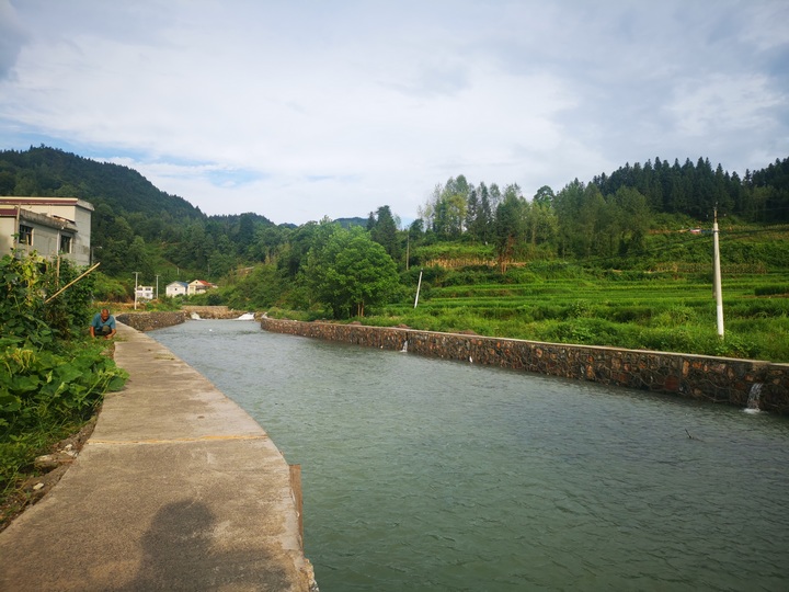 坨田河。